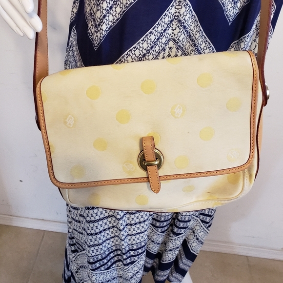 Dooney & Bourke - Picture 2 of 11